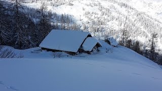 Leben auf der Alm im Winter [upl. by Athallia]