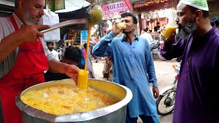 Amazing Food at Street  Pakistan Food Street  Street Food Karachi [upl. by Rayshell921]