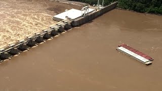 Barges hit Oklahoma dam on Arkansas River [upl. by Kenaz]