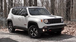 2015 Jeep Renegade Review [upl. by Bywoods]